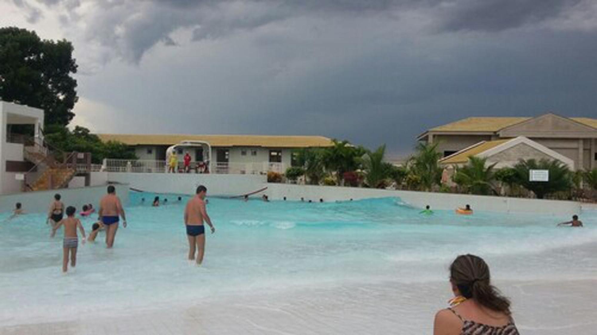 L'Acqua Diroma Oficial - Parque Com Piscina De Ondas Exclusiva カルダス・ノバス エクステリア 写真