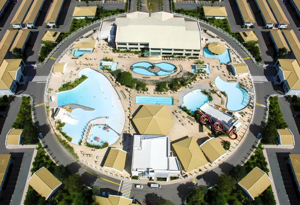 L'Acqua Diroma Oficial - Parque Com Piscina De Ondas Exclusiva カルダス・ノバス エクステリア 写真